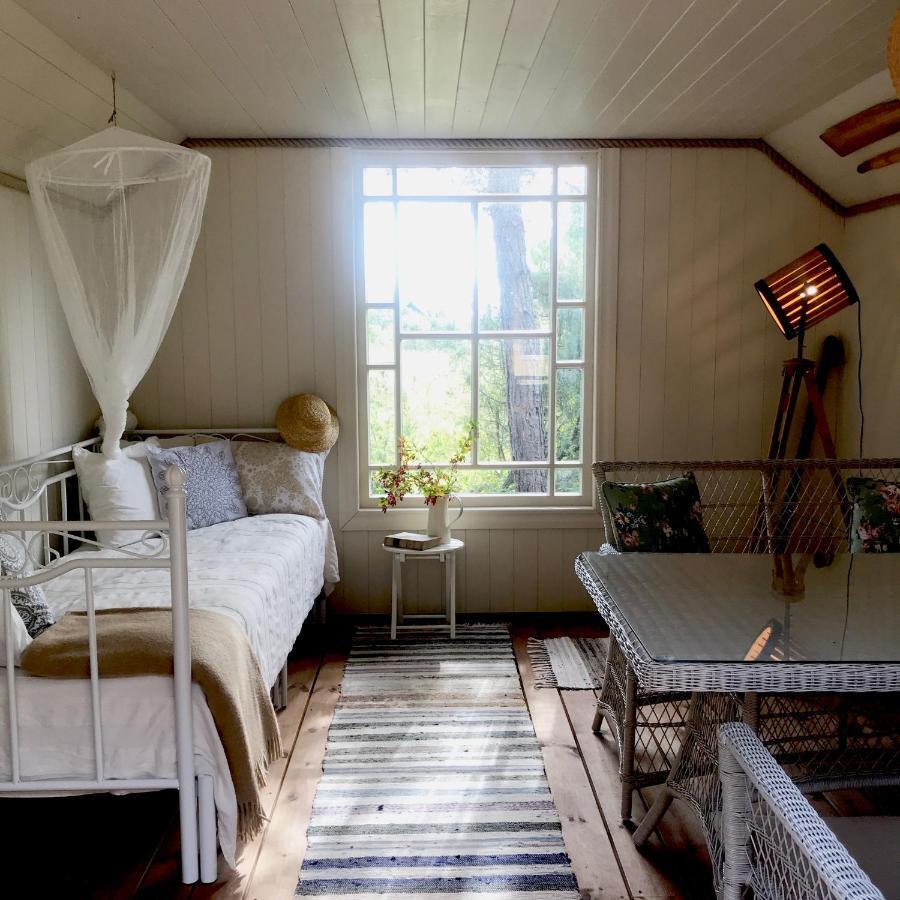 Paehkli Seaside Cottage With Cozy Outdoor Patio Koiguste 외부 사진