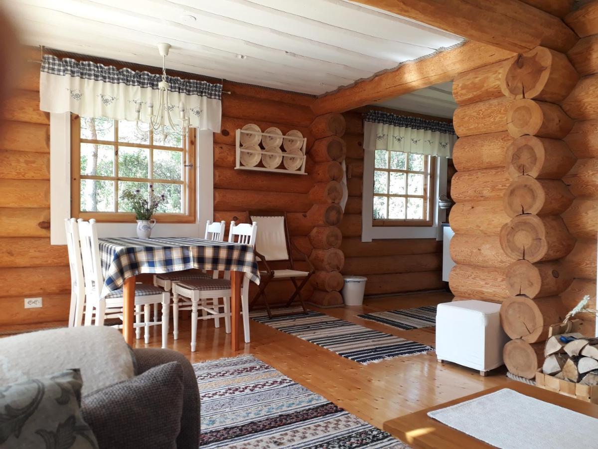 Paehkli Seaside Cottage With Cozy Outdoor Patio Koiguste 외부 사진